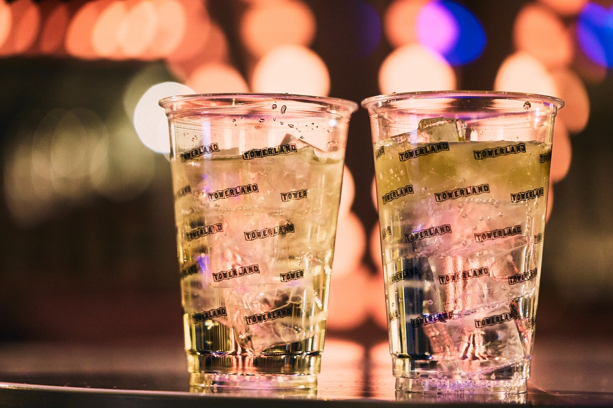 京都の夜景に乾杯！TOWERLANDで使えるワンドリンク特典付きプラン～朝食付き～